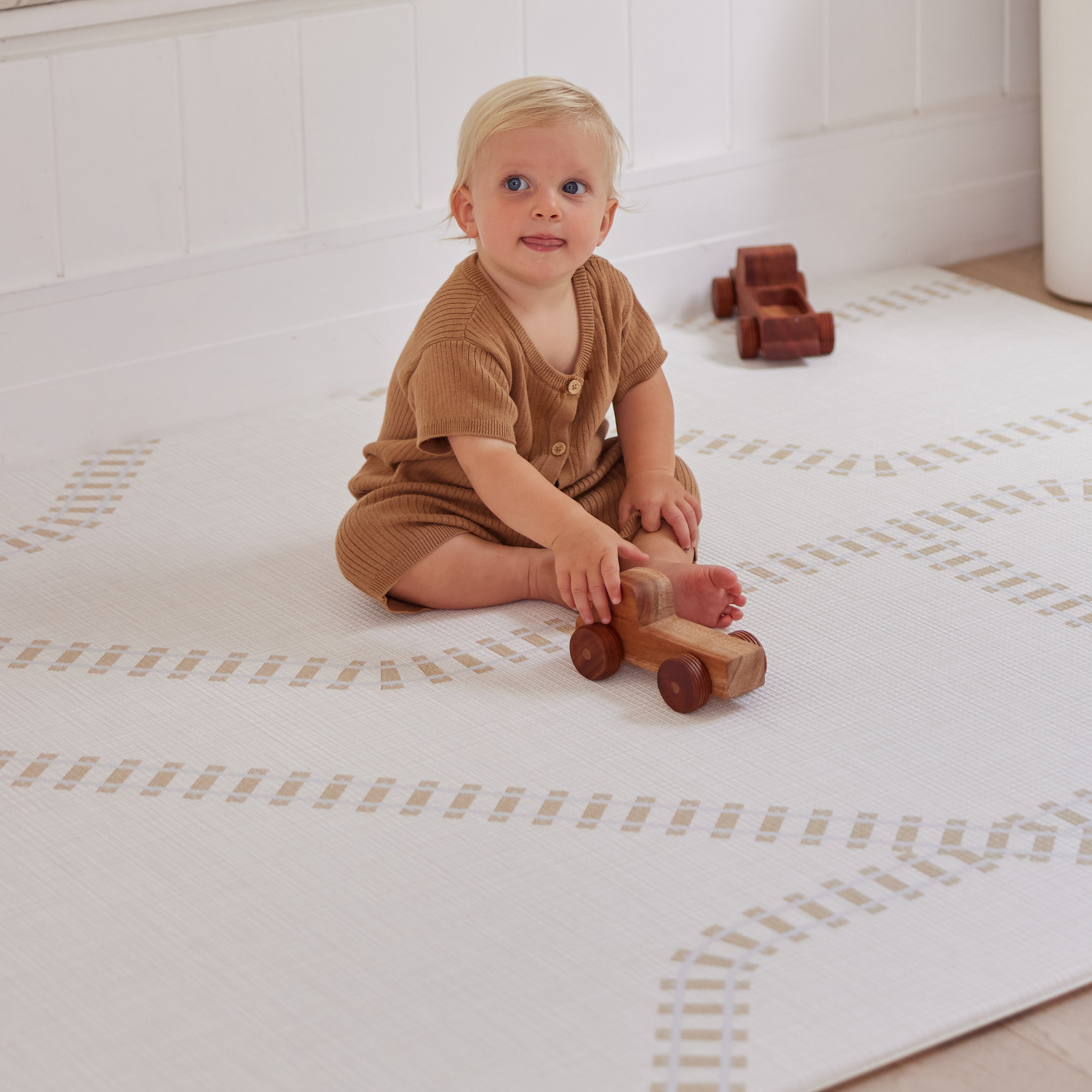 Large Foam Play Mat - Honey Border/Rail