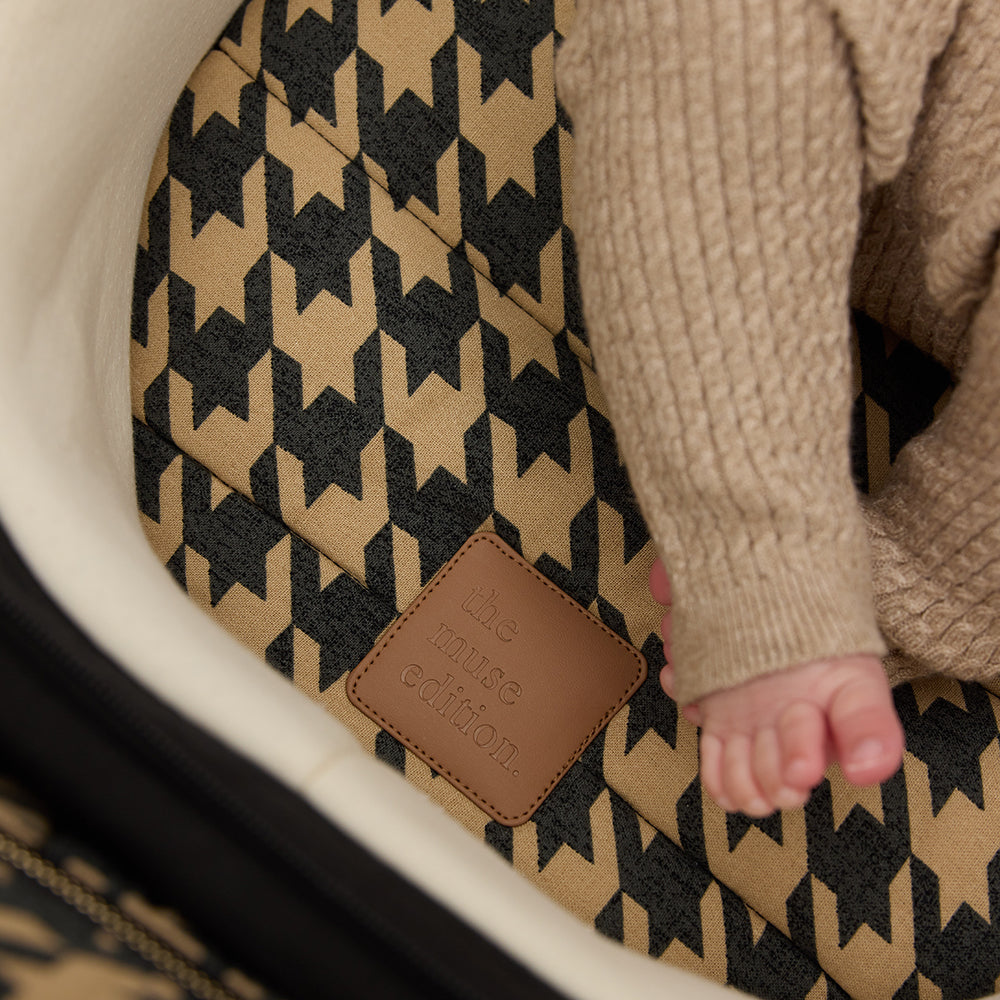 Black Houndstooth Universal Linen Bassinet Liner