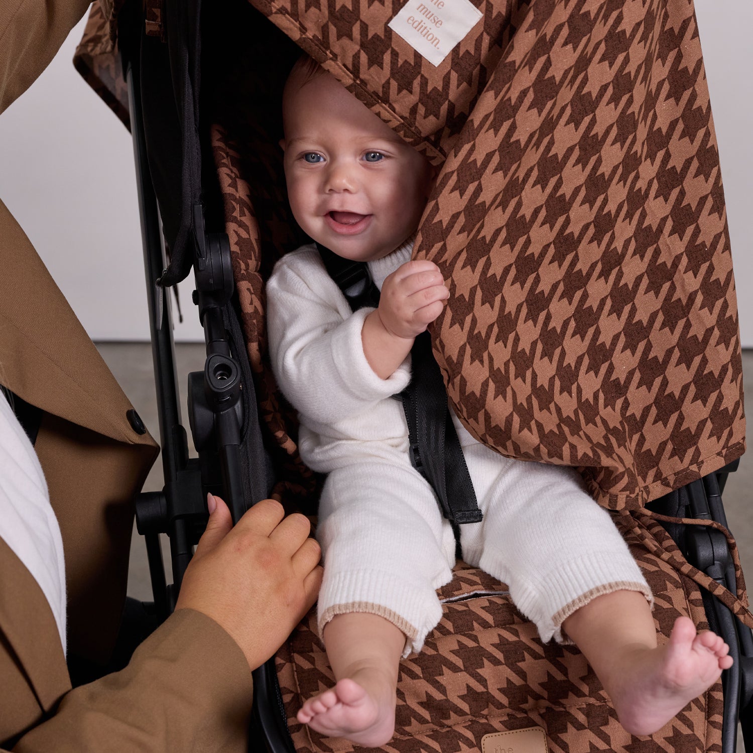 Cocoa Houndstooth Linen Baby Blanket