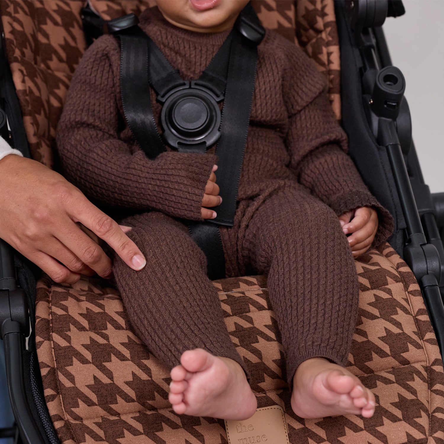 Cocoa Houndstooth Universal Linen Pram Liner
