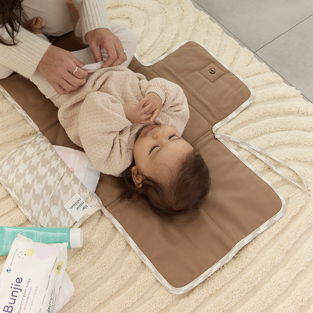 Strap Changing Mat Houndstooth Linen Change Mat
